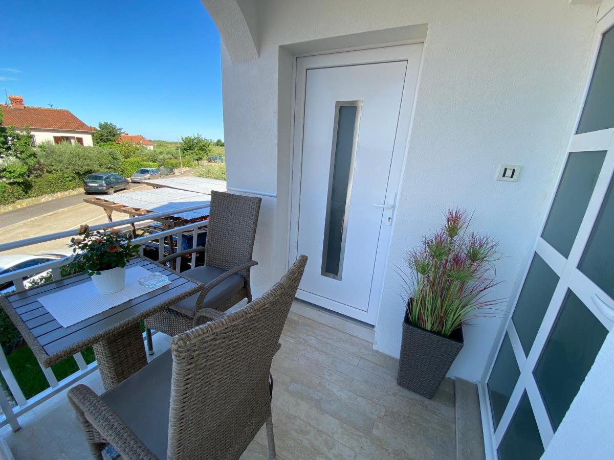Apartments Roberta Novigrad Istria 외부 사진