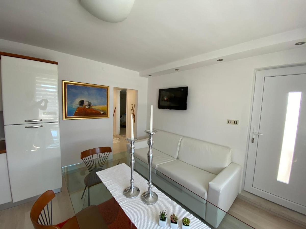 Apartments Roberta Novigrad Istria 외부 사진